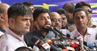 মেয়রের দায়িত্ব বুঝিয়ে না দেওয়া পর্যন্ত প্রতিবাদ চালিয়ে যাওয়ার ঘোষণা ইশরাকের