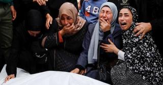 Rescuers say 9 children of Gaza doctor couple killed in Israeli strike