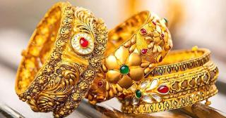 দেশের বাজারে স্বর্ণের দামে বড় পতন