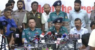 বাড়ির ছাদে ইয়াবা সেবনে বাধা দেয়ায় একই পরিবারের চারজনকে হত্যা: পুলিশ