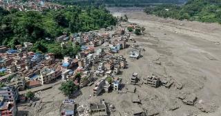 নেপালের বন্যায় পর্যটকসহ নিখোঁজ ৫৭৯, নিহত ৯৮