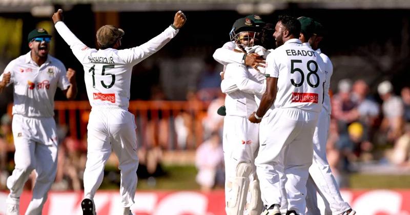 তৃতীয় দিন শেষে এগিয়ে বাংলাদেশ