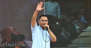 আসুন রাষ্ট্র পুনর্গঠন করি: তরুণদেরকে প্রধানমন্ত্রী