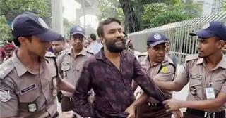 প্রধানমন্ত্রীর গাড়িবহরে প্রবেশের অভিযোগ, পুলিশ হেফাজতে মোটরসাইকেল চালক